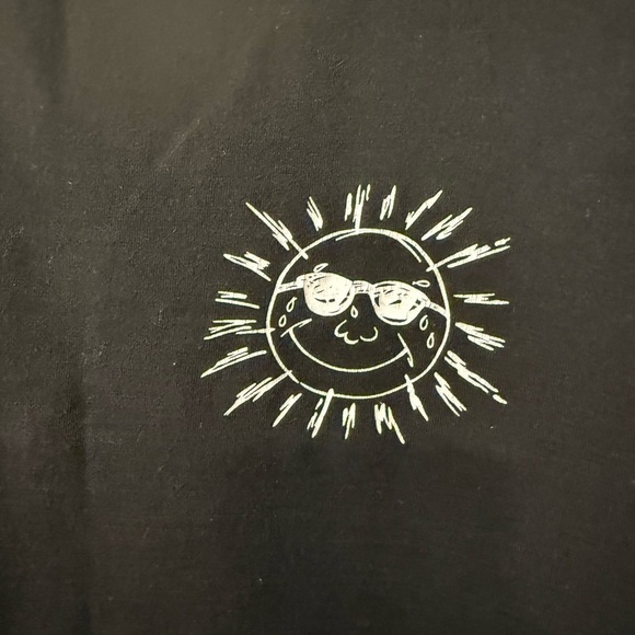 Men’s Phuket Island Black with white Graphics short sleeve T-Shirt Size large - Picture 2 of 8